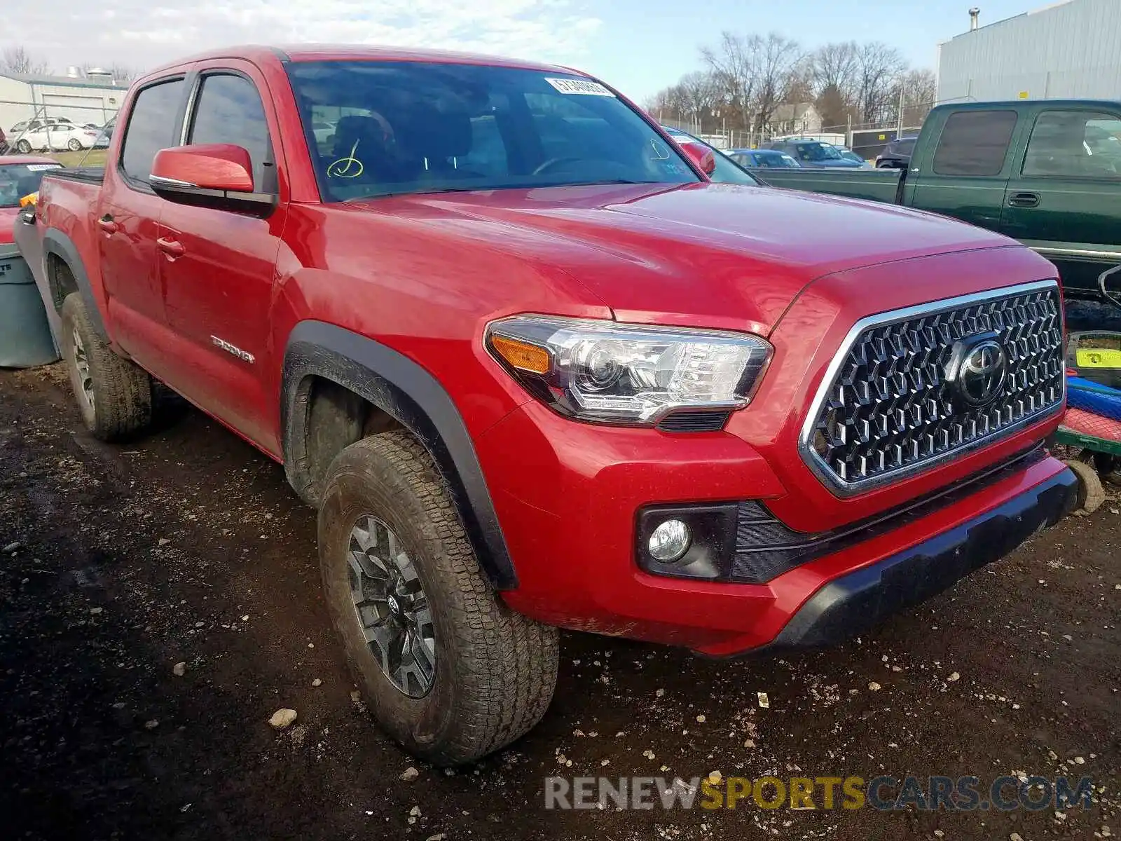 1 Photograph of a damaged car 5TFCZ5AN5KX174179 TOYOTA TACOMA DOU 2019