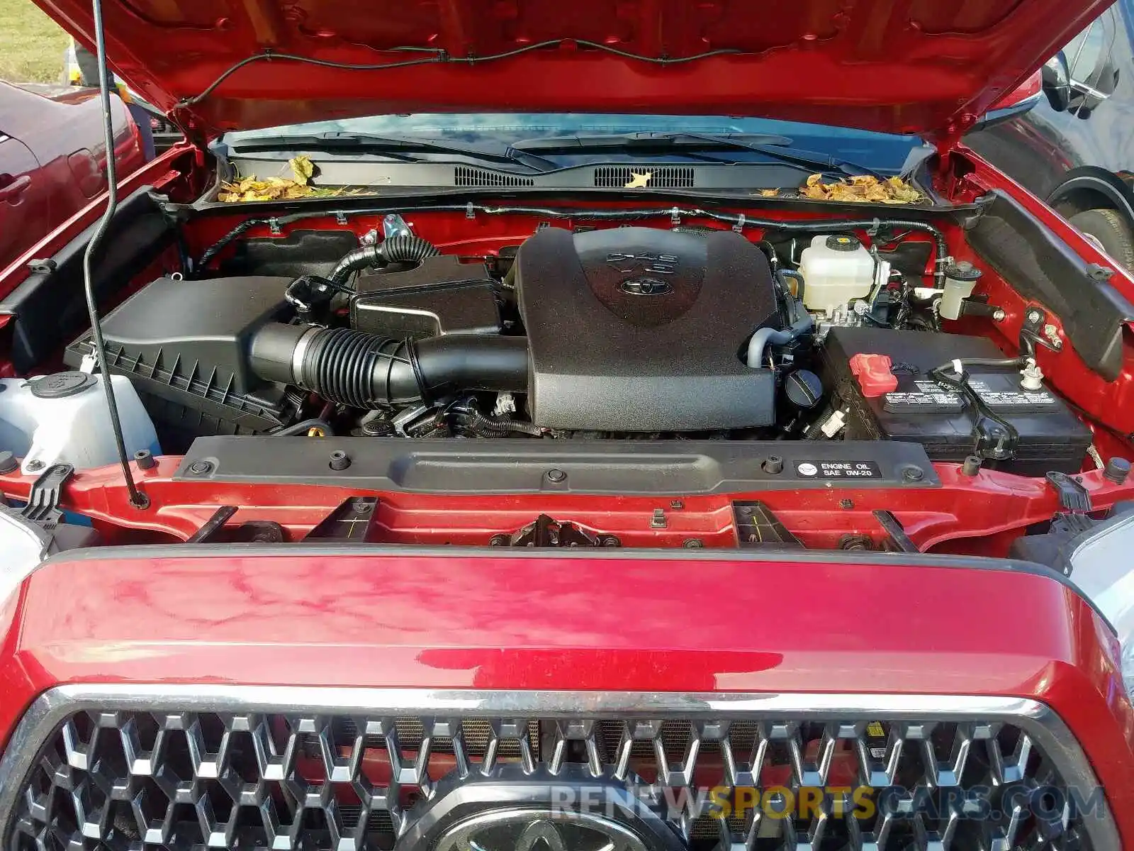 7 Photograph of a damaged car 5TFCZ5AN5KX174179 TOYOTA TACOMA DOU 2019