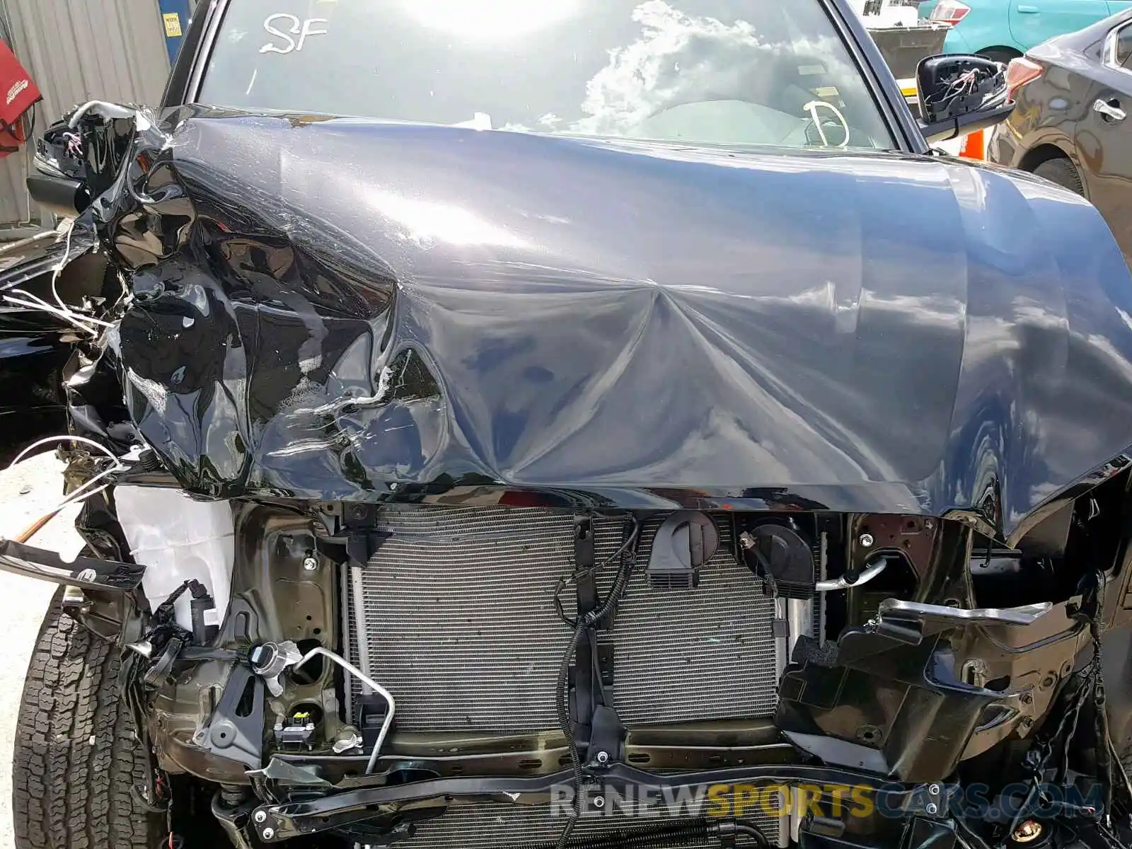 7 Photograph of a damaged car 5TFCZ5AN5KX185554 TOYOTA TACOMA DOU 2019