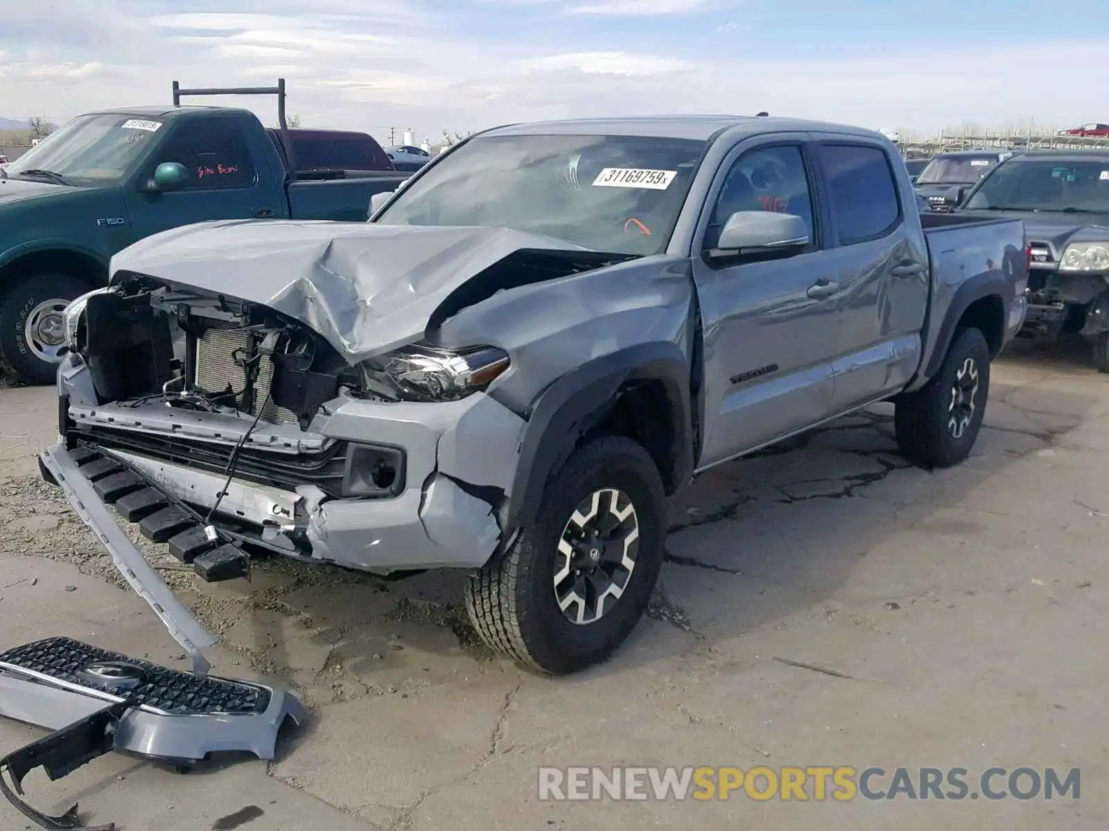 2 Photograph of a damaged car 5TFCZ5AN6KX177740 TOYOTA TACOMA DOU 2019