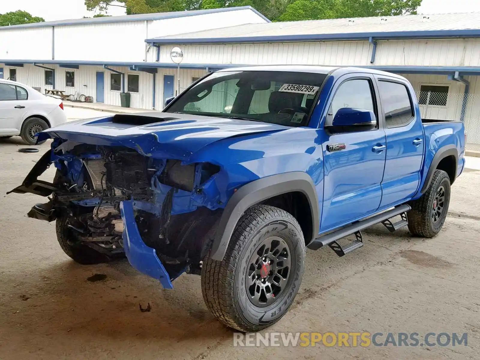 2 Photograph of a damaged car 5TFCZ5AN8KX181756 TOYOTA TACOMA DOU 2019