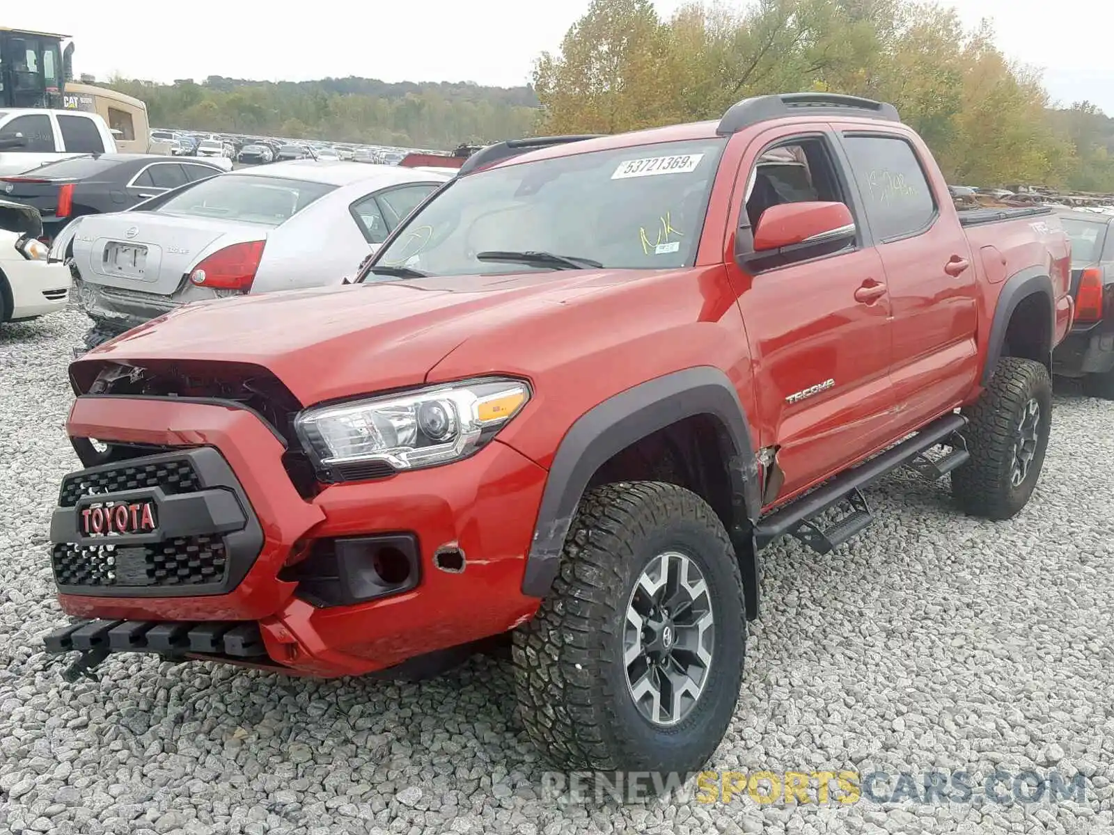 2 Photograph of a damaged car 5TFCZ5ANXKX167406 TOYOTA TACOMA DOU 2019