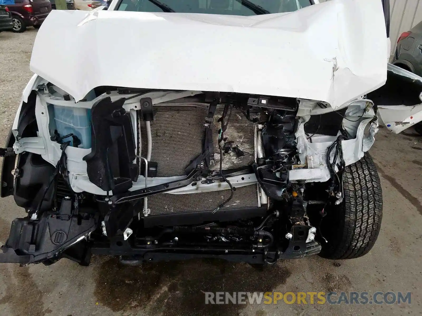 7 Фотография поврежденного автомобиля 5TFCZ5ANXKX169897 TOYOTA TACOMA DOU 2019