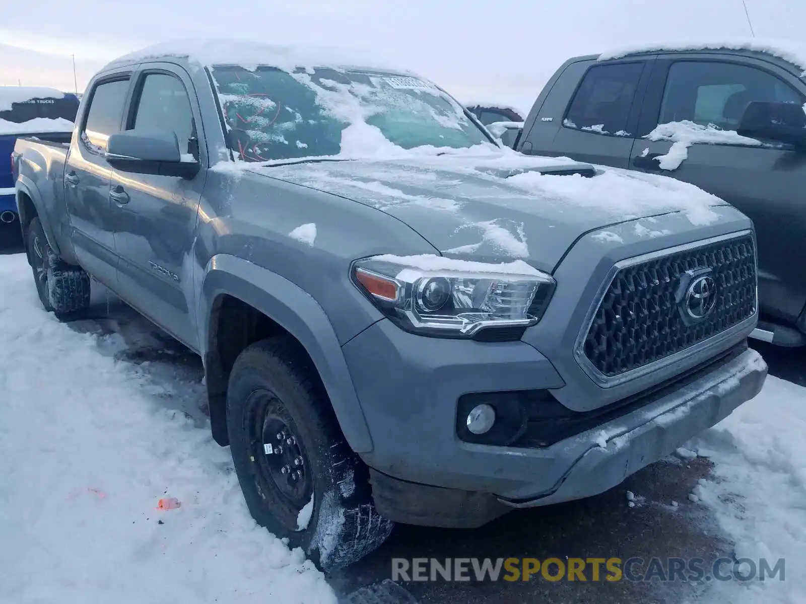 1 Photograph of a damaged car 5TFDZ5BN1KX044760 TOYOTA TACOMA DOU 2019