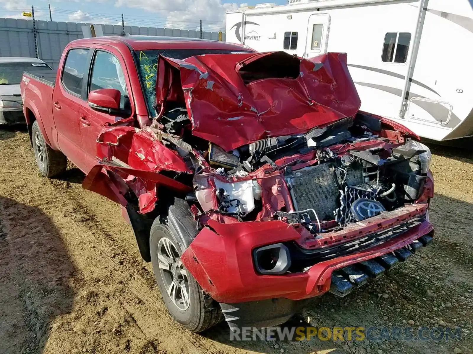 1 Photograph of a damaged car 5TFDZ5BN2KX042340 TOYOTA TACOMA DOU 2019