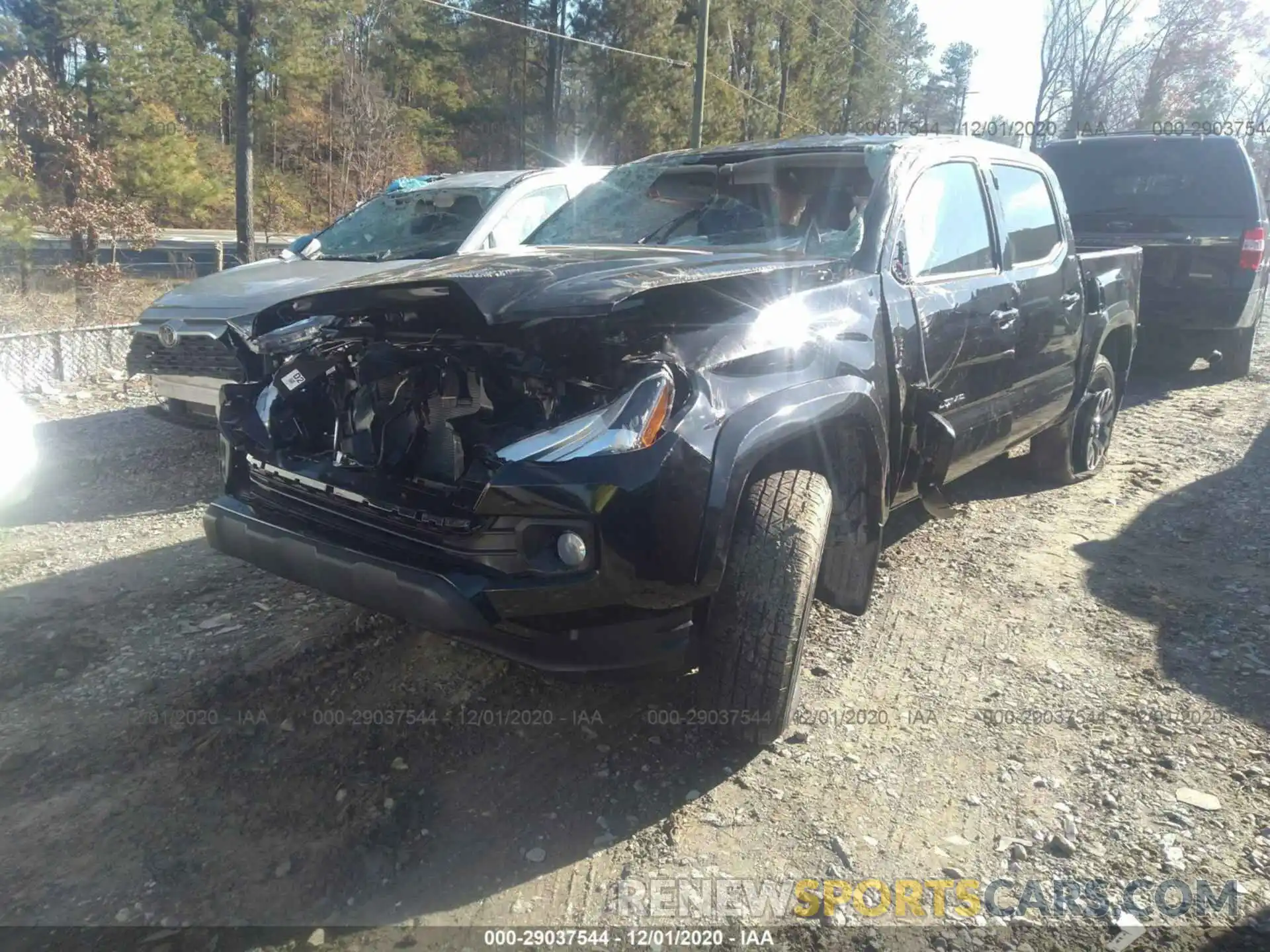 2 Photograph of a damaged car 5TFAZ5CNXMX096537 TOYOTA TACOMA SR5 2021