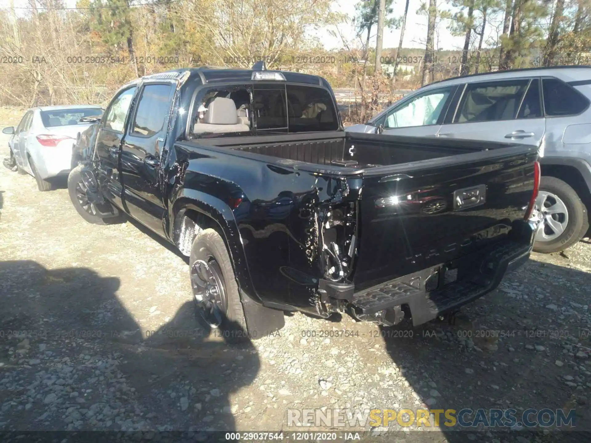 3 Photograph of a damaged car 5TFAZ5CNXMX096537 TOYOTA TACOMA SR5 2021