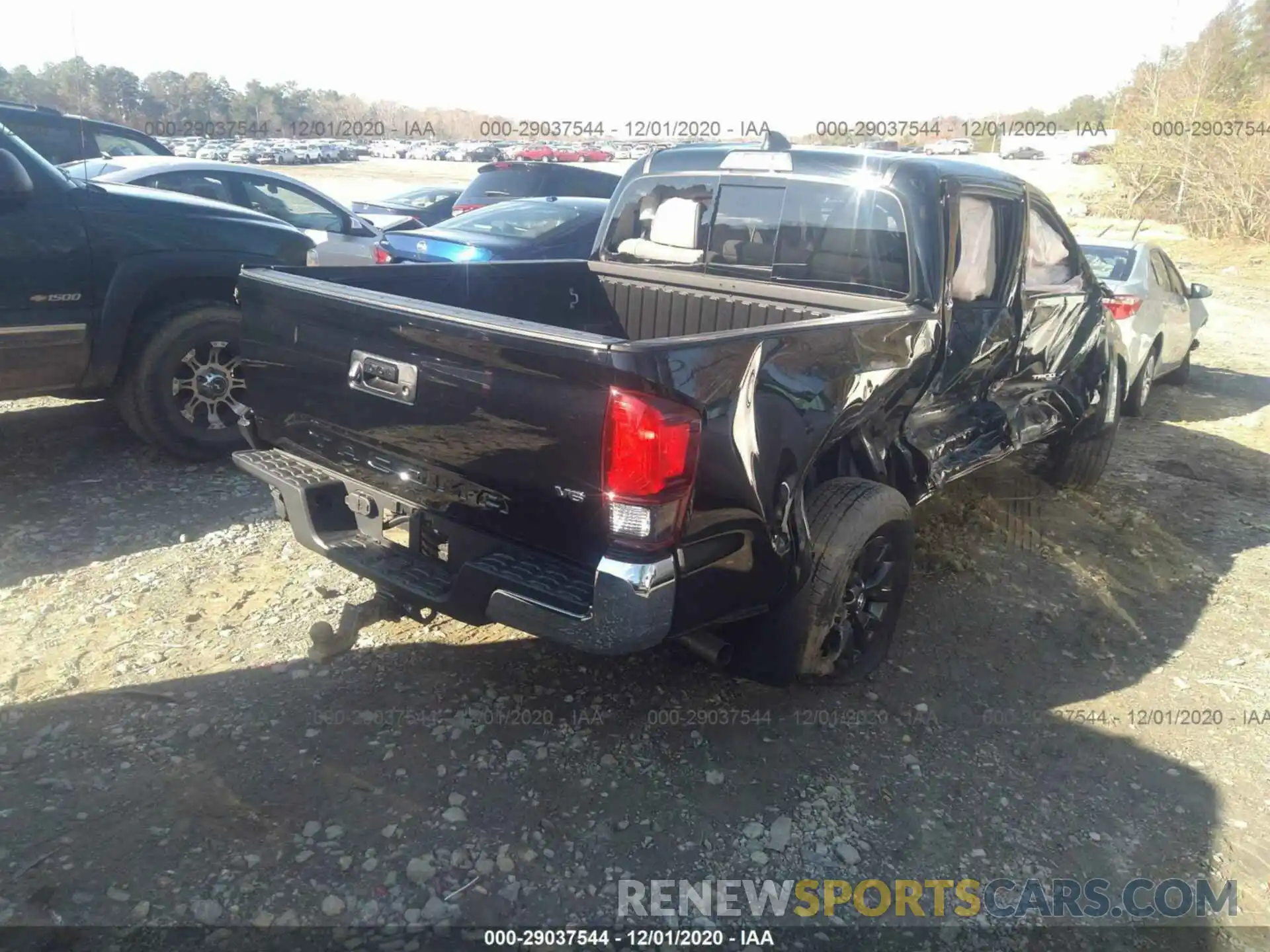 4 Photograph of a damaged car 5TFAZ5CNXMX096537 TOYOTA TACOMA SR5 2021