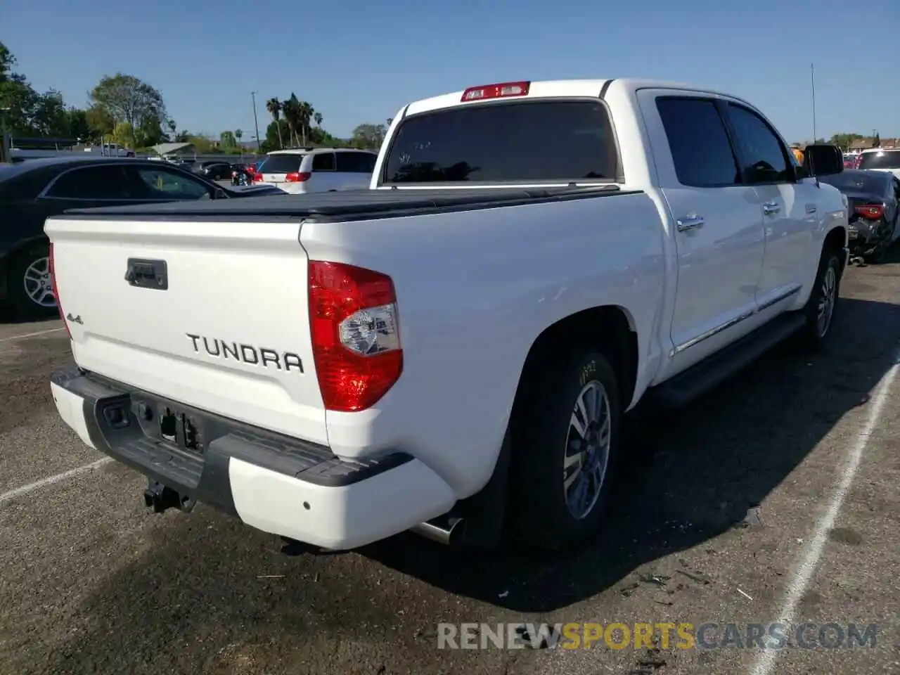 4 Photograph of a damaged car 5TFAY5F10KX779954 TOYOTA TUNDRA 2019