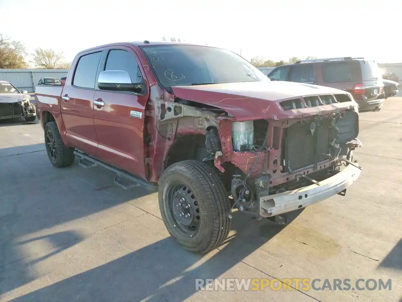 1 Photograph of a damaged car 5TFAY5F13KX779723 TOYOTA TUNDRA 2019