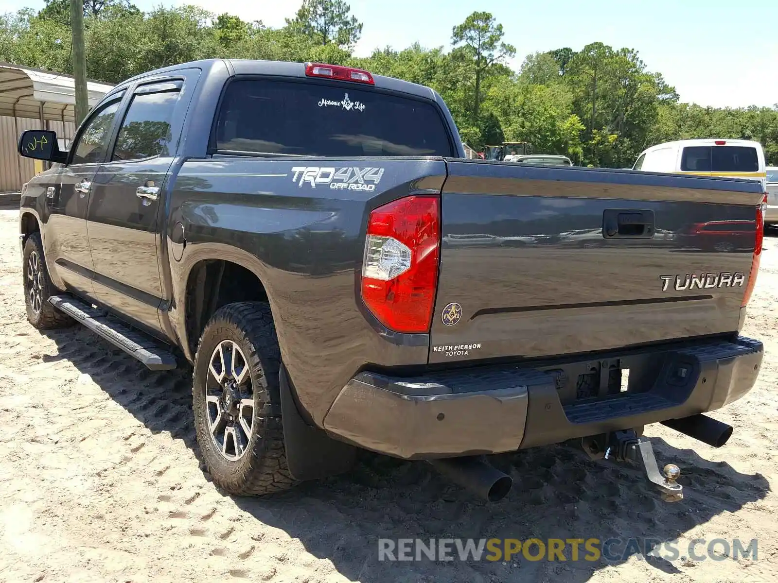 3 Photograph of a damaged car 5TFAY5F13KX820111 TOYOTA TUNDRA 2019