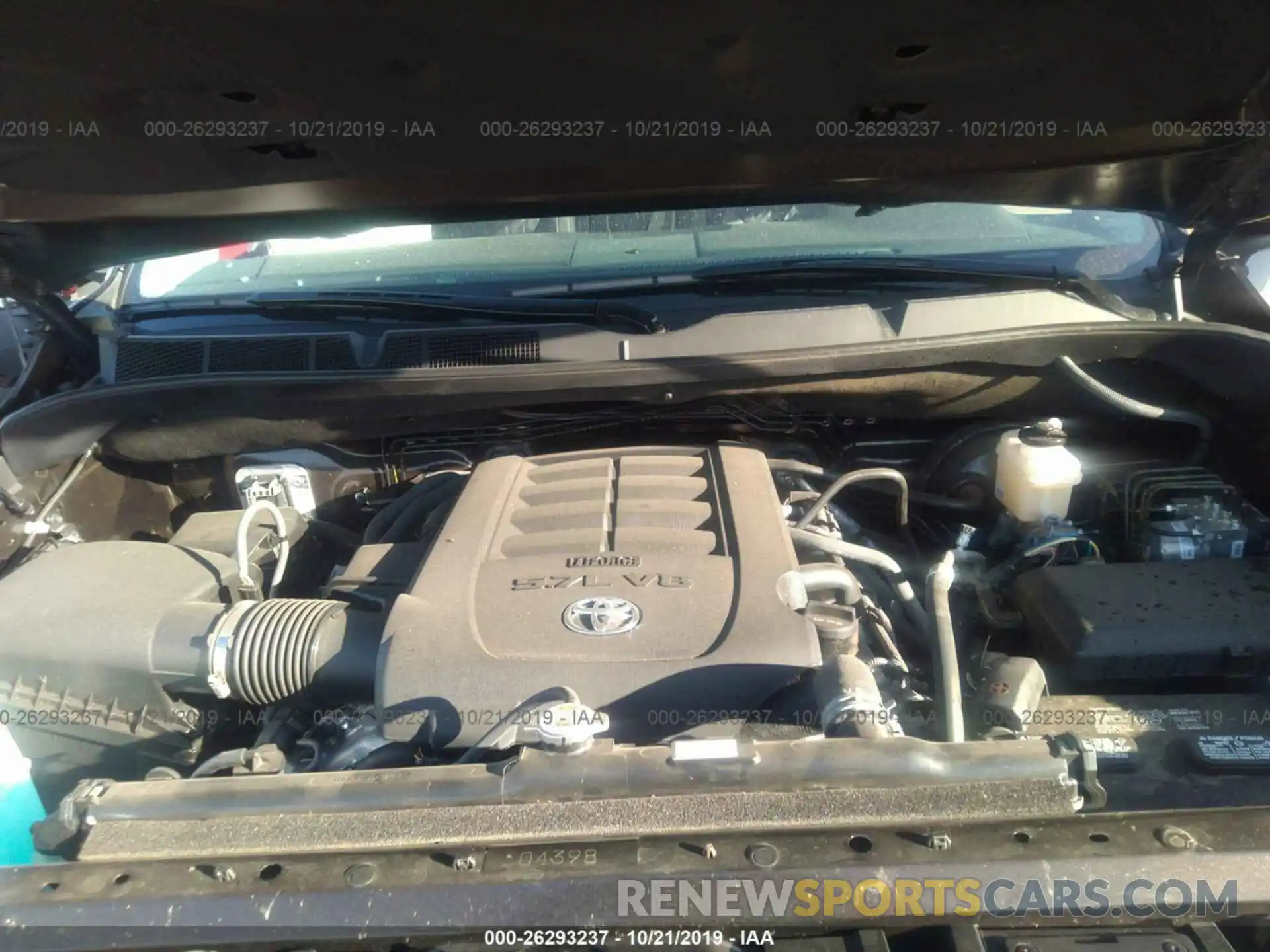 10 Photograph of a damaged car 5TFAY5F13KX859975 TOYOTA TUNDRA 2019