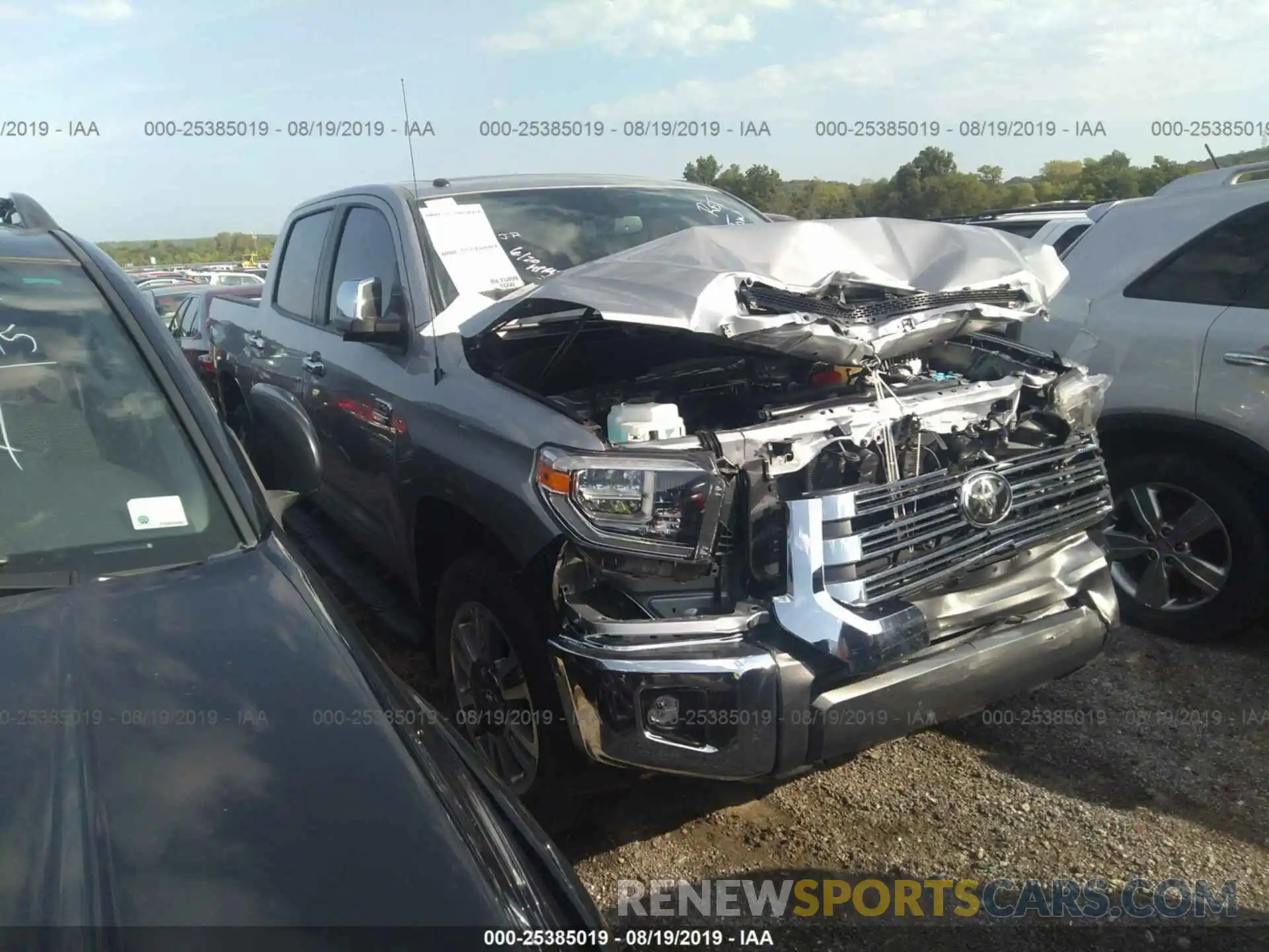 1 Photograph of a damaged car 5TFAY5F14KX843252 TOYOTA TUNDRA 2019