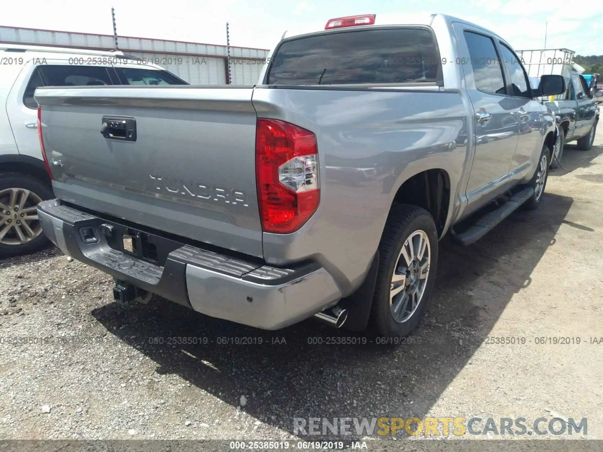 4 Photograph of a damaged car 5TFAY5F14KX843252 TOYOTA TUNDRA 2019