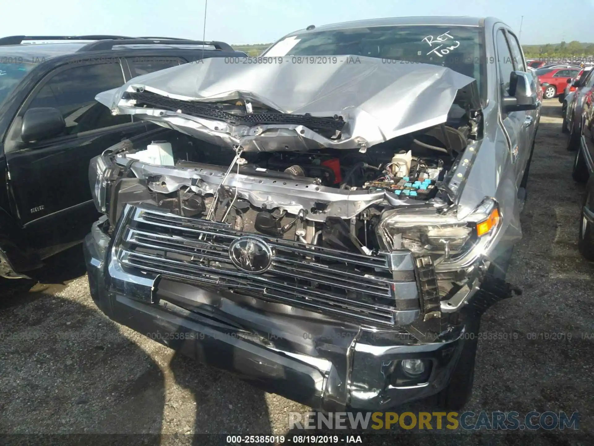 6 Photograph of a damaged car 5TFAY5F14KX843252 TOYOTA TUNDRA 2019