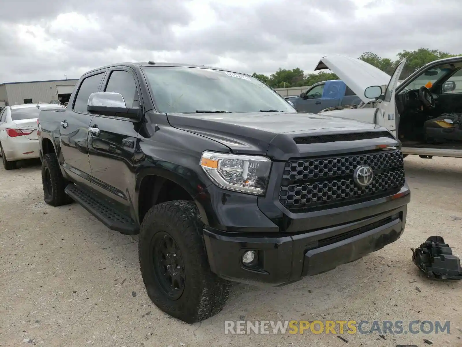 1 Photograph of a damaged car 5TFAY5F15KX781991 TOYOTA TUNDRA 2019