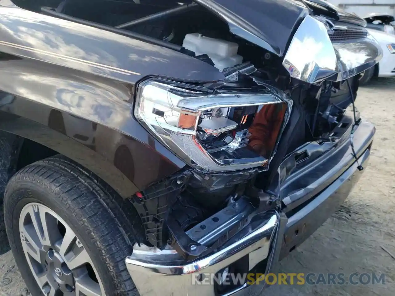 9 Photograph of a damaged car 5TFAY5F15KX790934 TOYOTA TUNDRA 2019