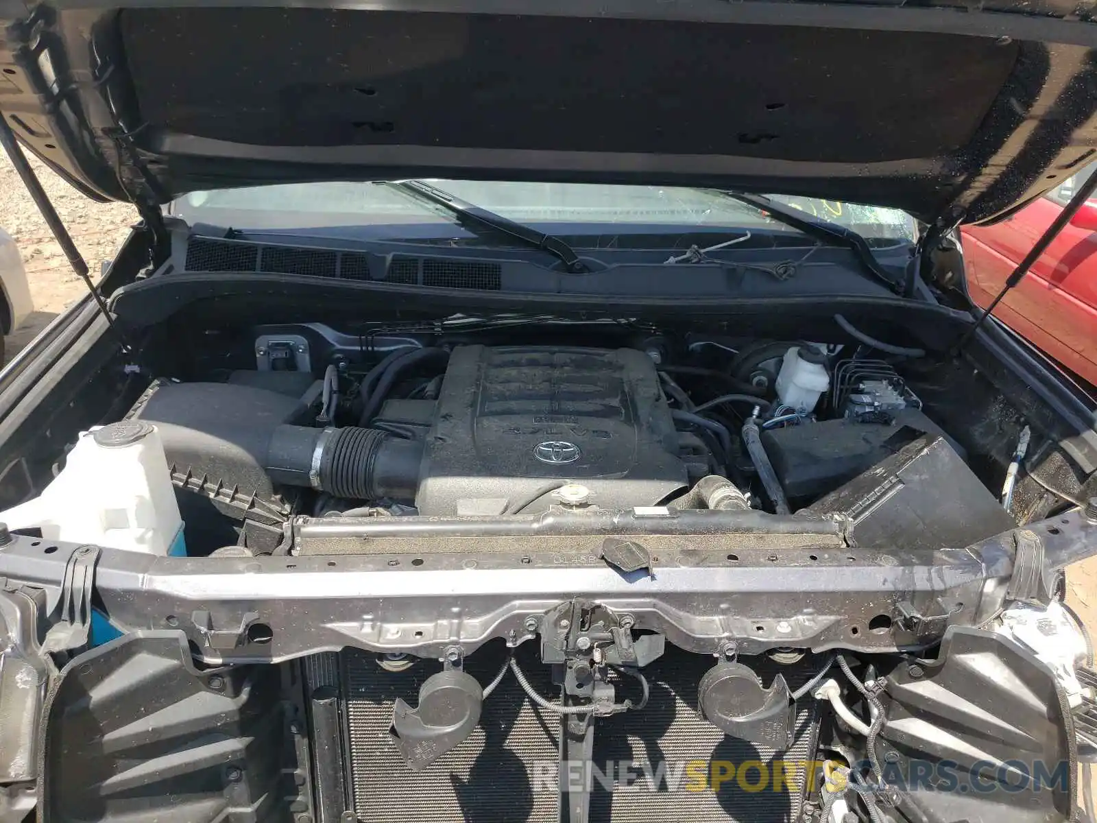 7 Photograph of a damaged car 5TFAY5F15KX798435 TOYOTA TUNDRA 2019