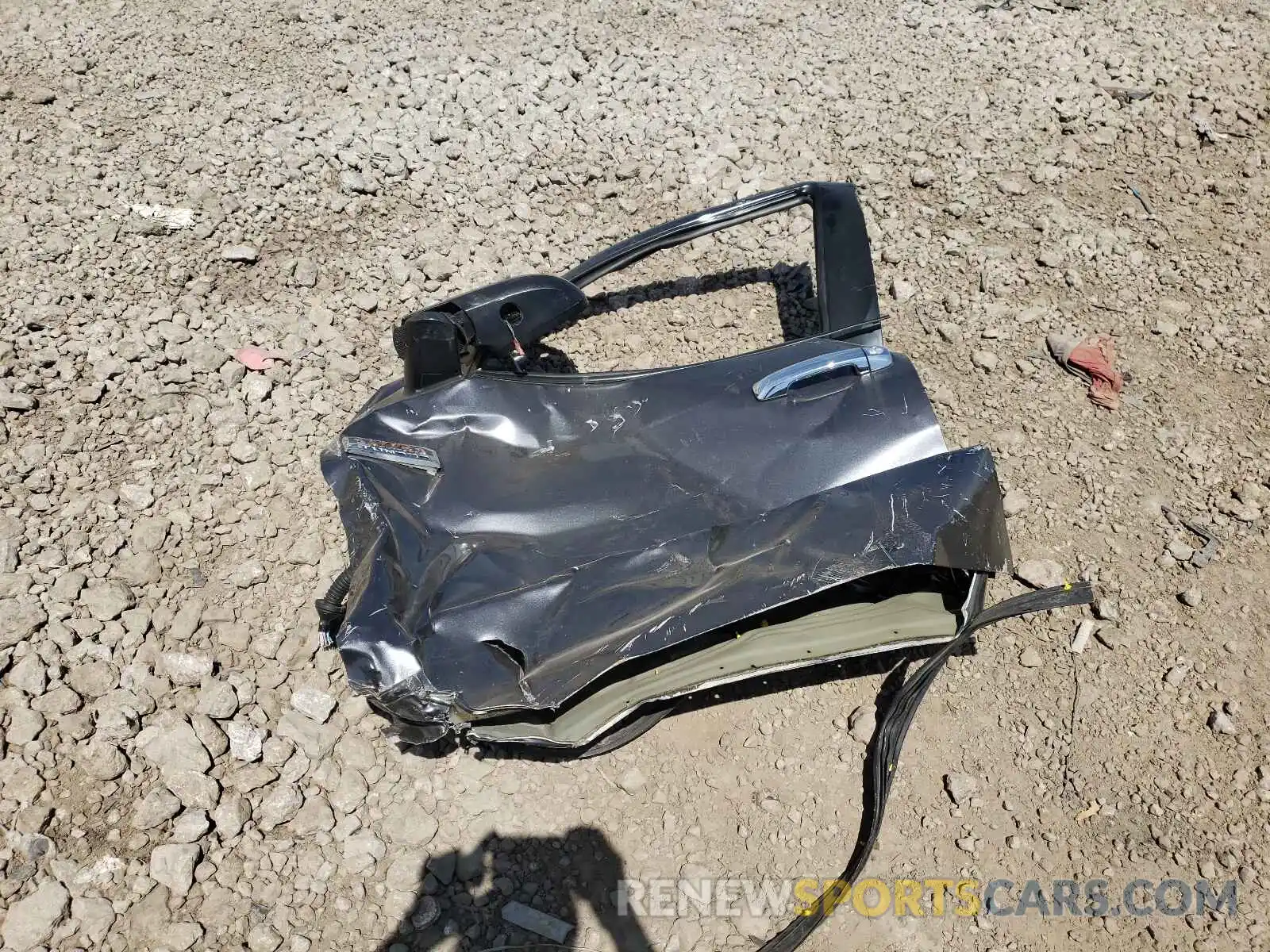 9 Photograph of a damaged car 5TFAY5F15KX798435 TOYOTA TUNDRA 2019