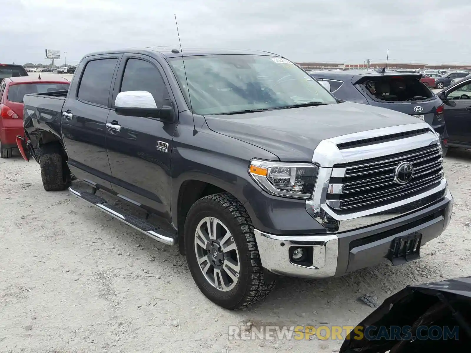 1 Photograph of a damaged car 5TFAY5F16KX785046 TOYOTA TUNDRA 2019