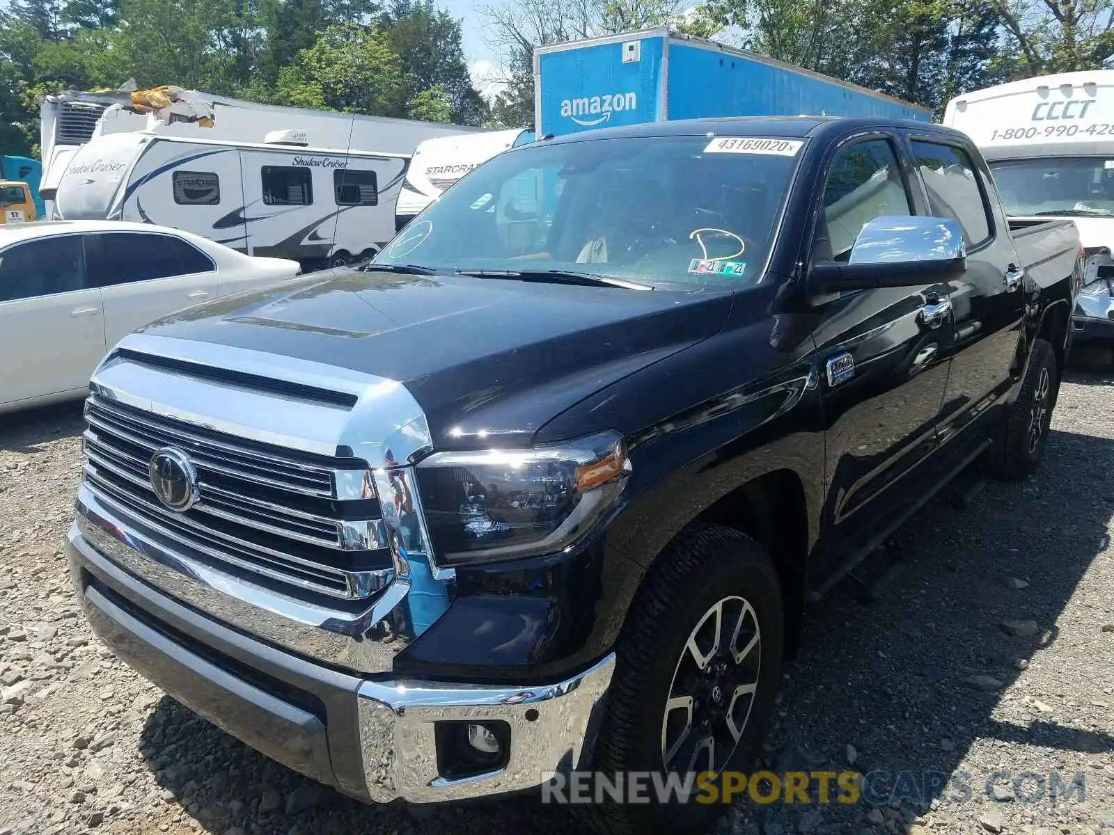 9 Photograph of a damaged car 5TFAY5F17KX819270 TOYOTA TUNDRA 2019