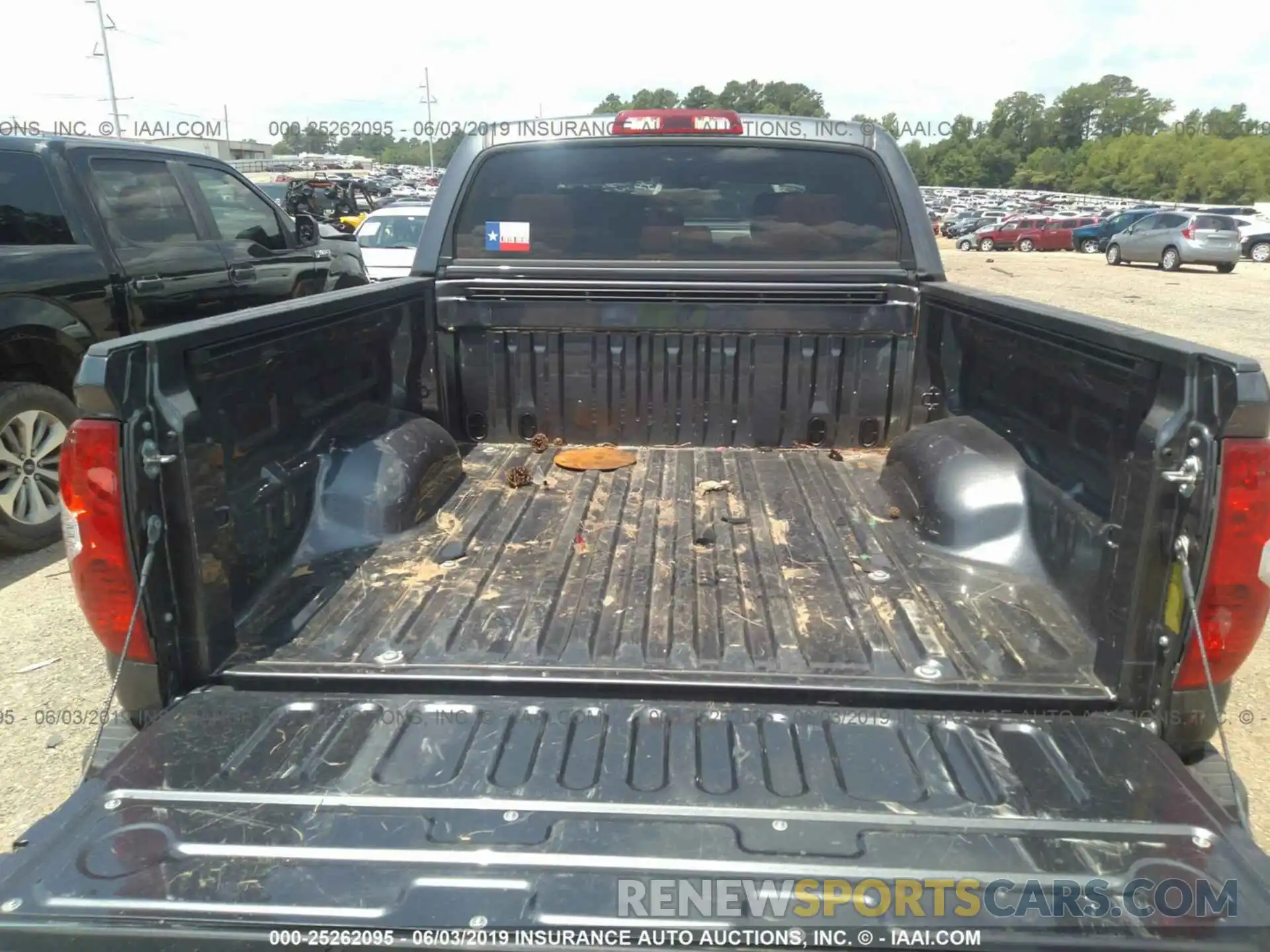 8 Photograph of a damaged car 5TFAY5F18KX787042 TOYOTA TUNDRA 2019