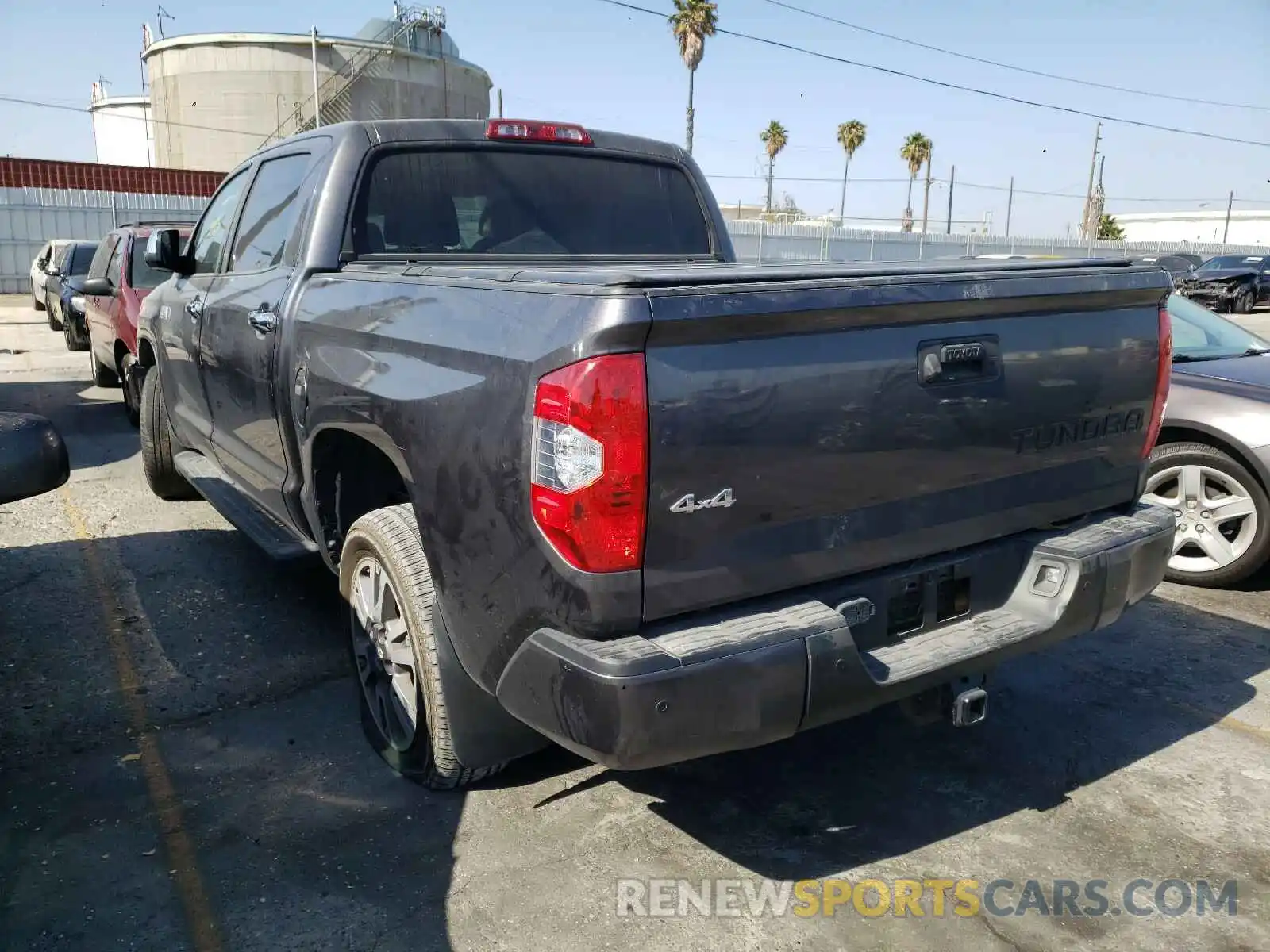 3 Photograph of a damaged car 5TFAY5F18KX804437 TOYOTA TUNDRA 2019