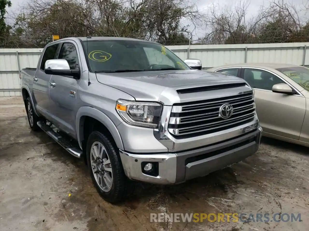 1 Photograph of a damaged car 5TFAY5F18KX848986 TOYOTA TUNDRA 2019