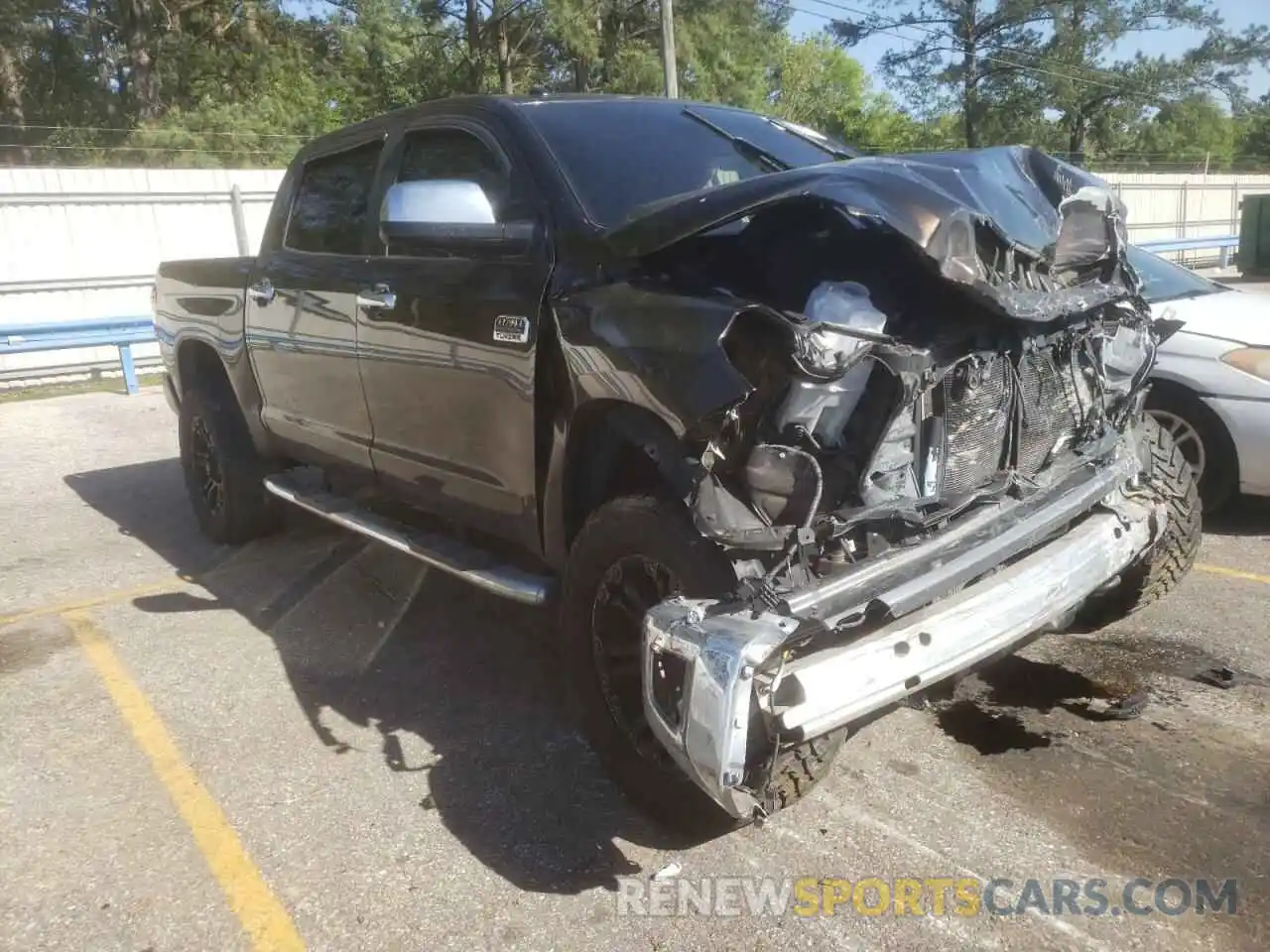 1 Photograph of a damaged car 5TFAY5F19KX838094 TOYOTA TUNDRA 2019