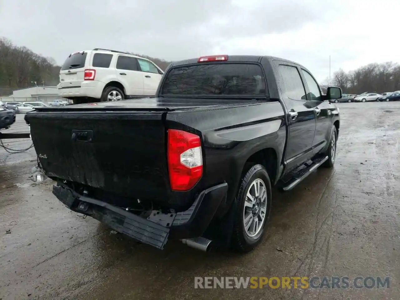 4 Photograph of a damaged car 5TFAY5F1XKX783297 TOYOTA TUNDRA 2019