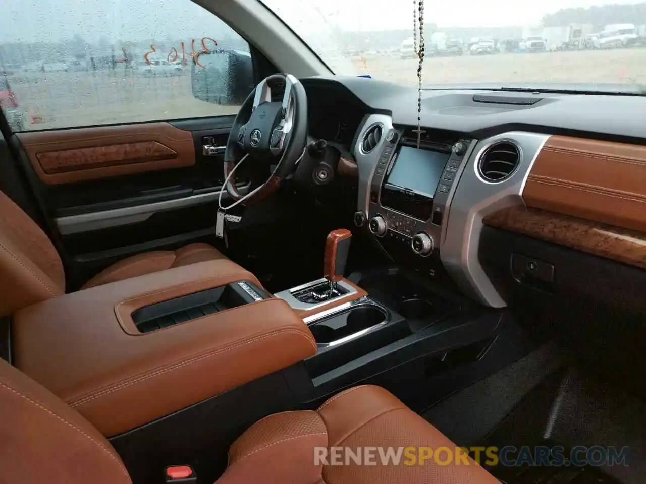 9 Photograph of a damaged car 5TFAY5F1XKX810739 TOYOTA TUNDRA 2019