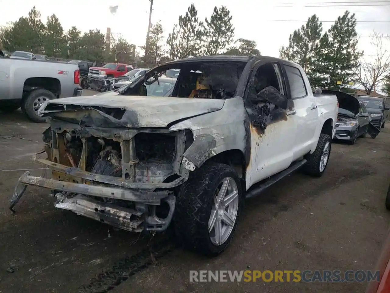 2 Photograph of a damaged car 5TFAY5F1XKX811275 TOYOTA TUNDRA 2019