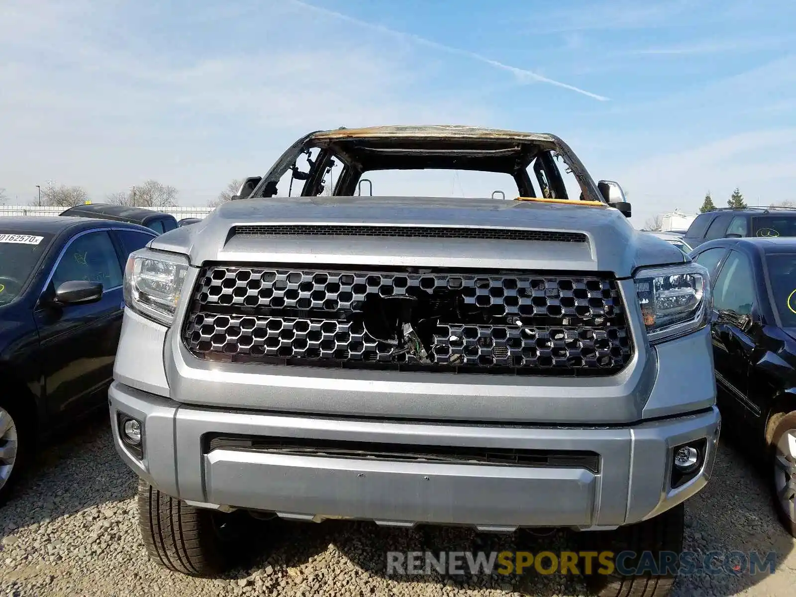 10 Photograph of a damaged car 5TFAY5F1XKX814953 TOYOTA TUNDRA 2019