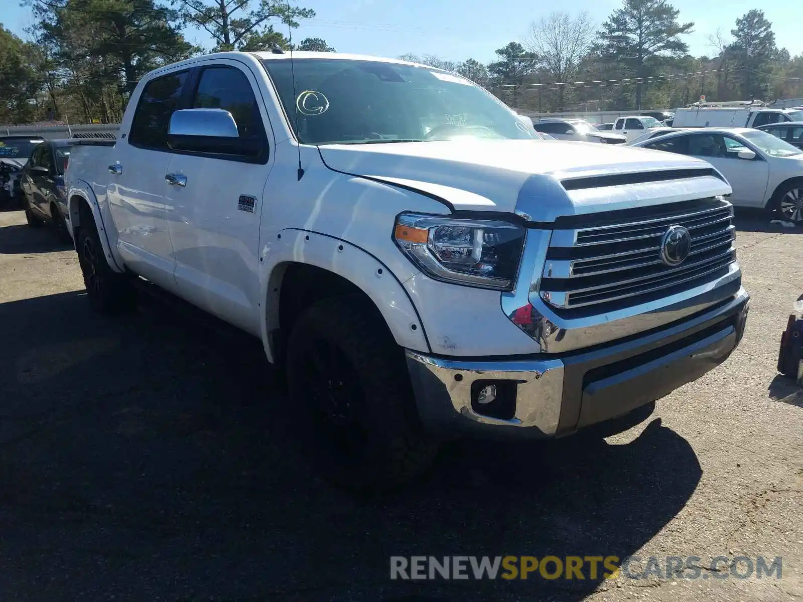 1 Photograph of a damaged car 5TFAY5F1XKX859522 TOYOTA TUNDRA 2019