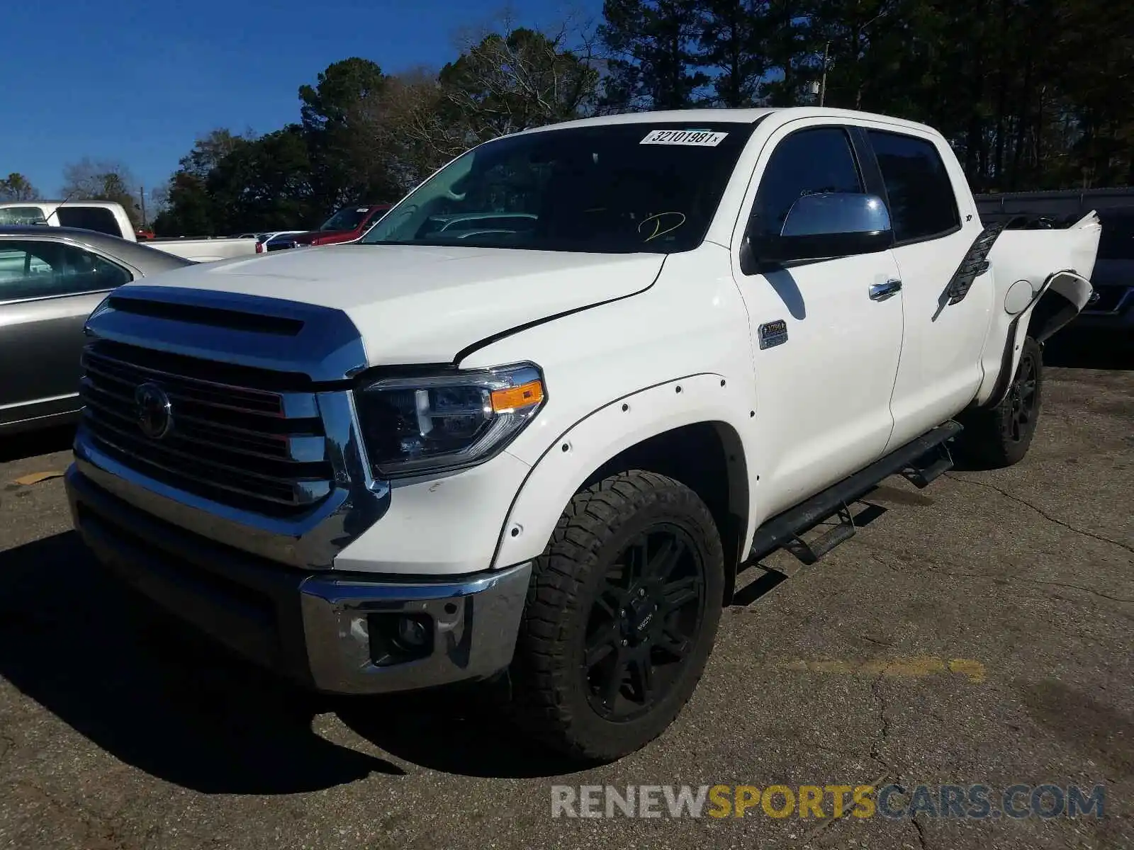 2 Photograph of a damaged car 5TFAY5F1XKX859522 TOYOTA TUNDRA 2019