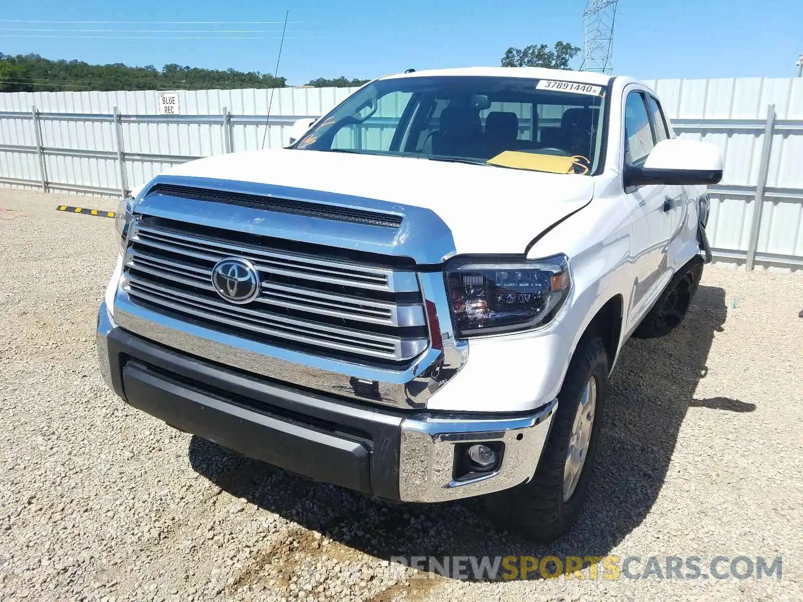 2 Photograph of a damaged car 5TFBY5F12KX845246 TOYOTA TUNDRA 2019