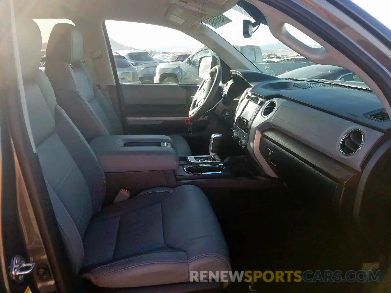 5 Photograph of a damaged car 5TFBY5F13KX855073 TOYOTA TUNDRA 2019