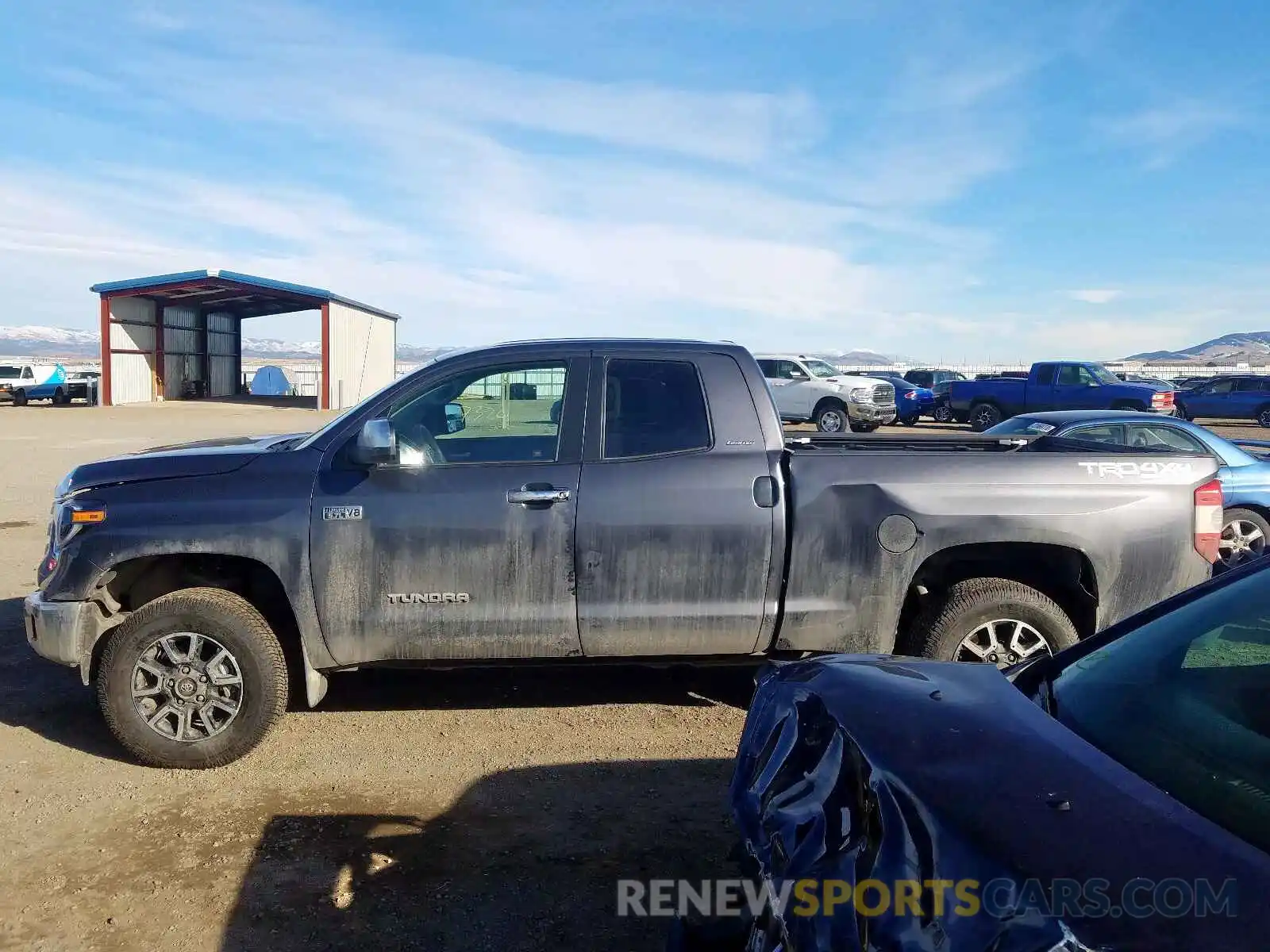 9 Photograph of a damaged car 5TFBY5F13KX855073 TOYOTA TUNDRA 2019