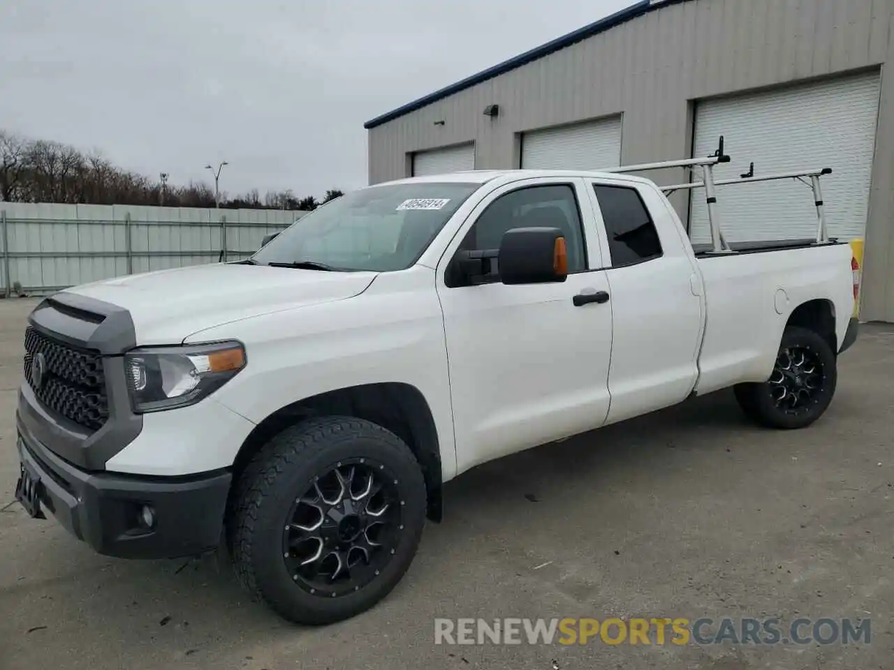 1 Photograph of a damaged car 5TFCY5F15KX025571 TOYOTA TUNDRA 2019