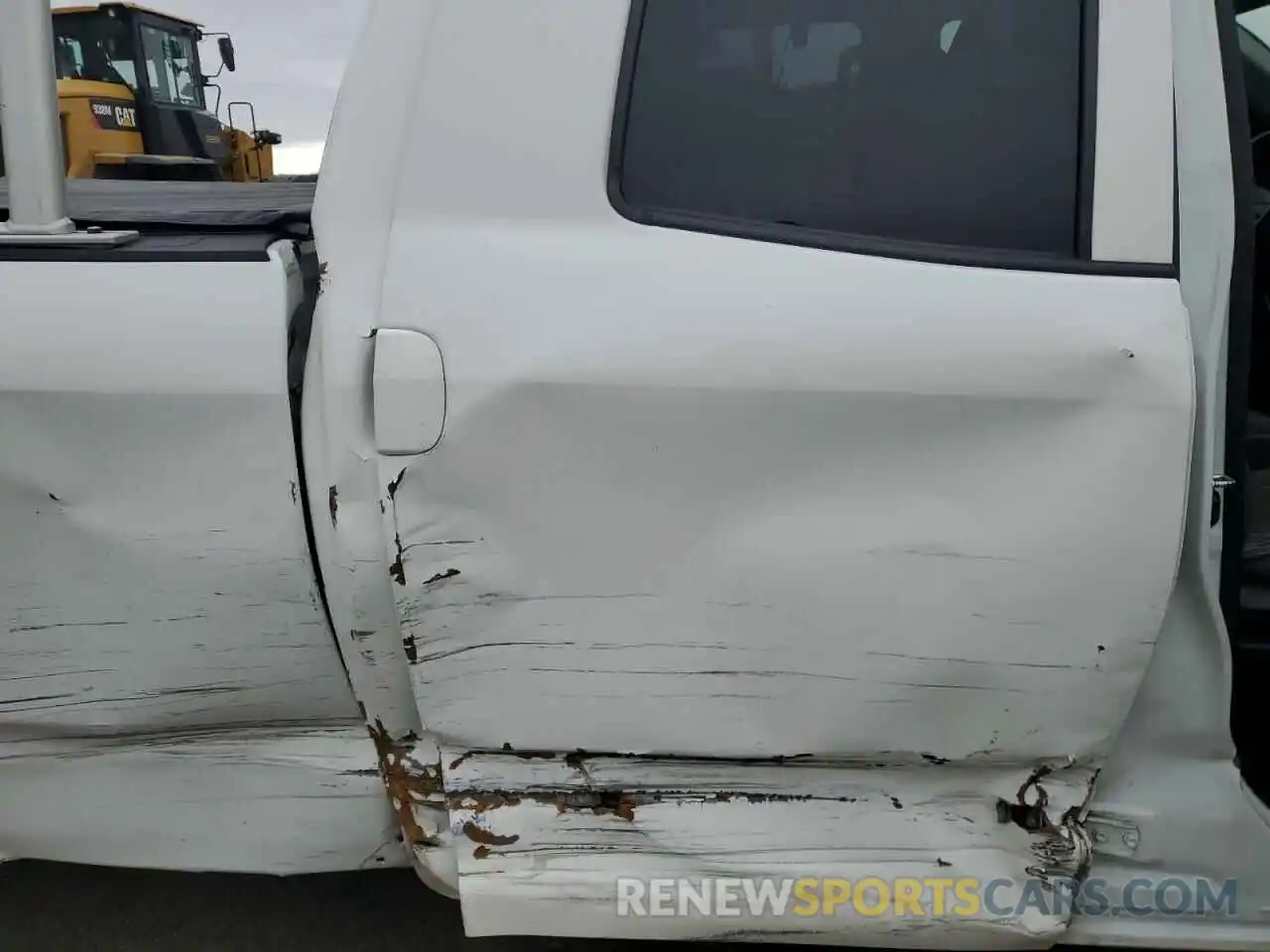 10 Photograph of a damaged car 5TFCY5F15KX025571 TOYOTA TUNDRA 2019