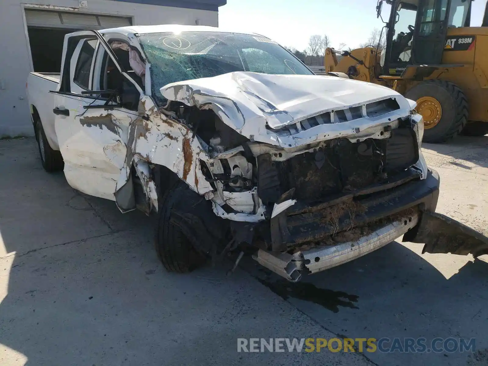 1 Photograph of a damaged car 5TFCY5F17KX024633 TOYOTA TUNDRA 2019