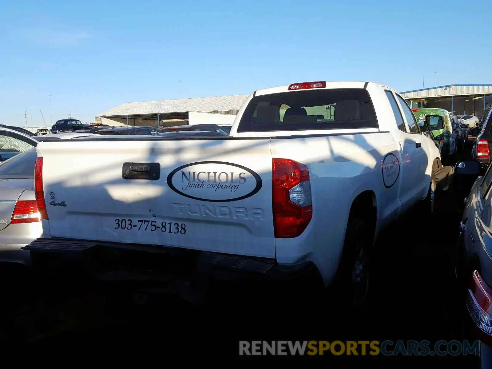 4 Photograph of a damaged car 5TFCY5F17KX025460 TOYOTA TUNDRA 2019