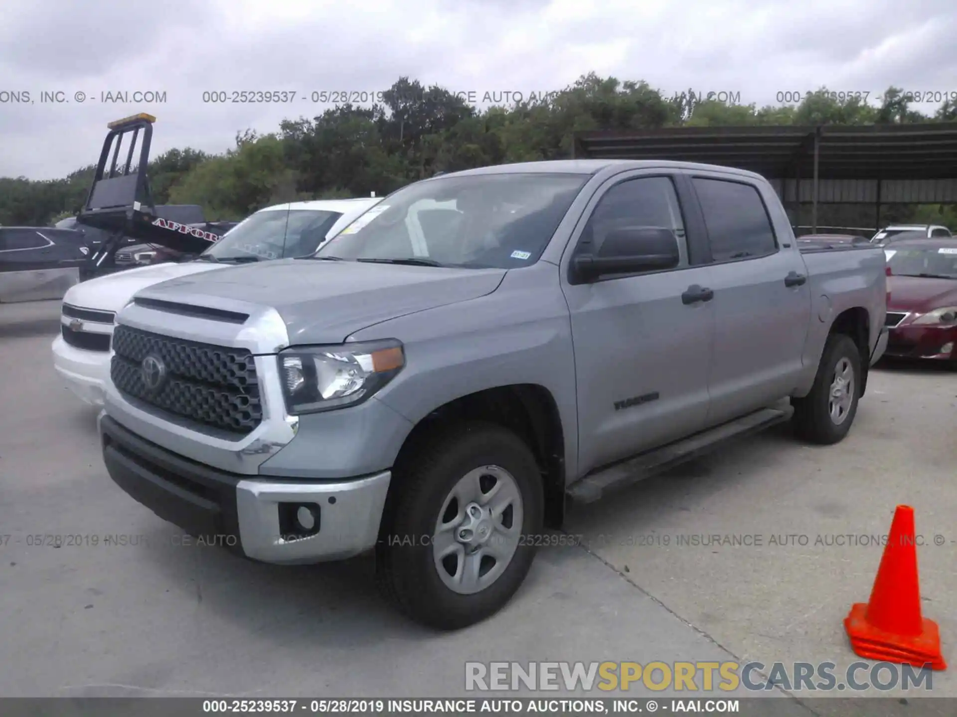 2 Photograph of a damaged car 5TFDM5F10KX081899 TOYOTA TUNDRA 2019