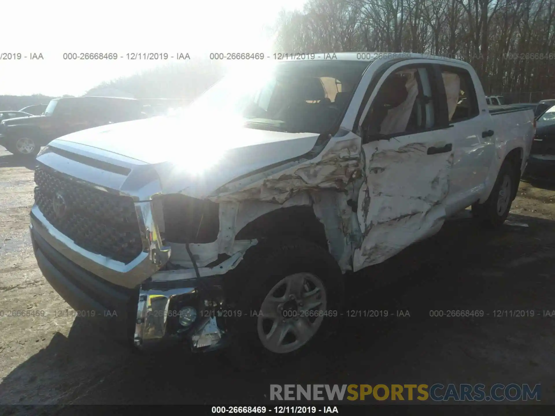 6 Photograph of a damaged car 5TFDM5F11KX082513 TOYOTA TUNDRA 2019