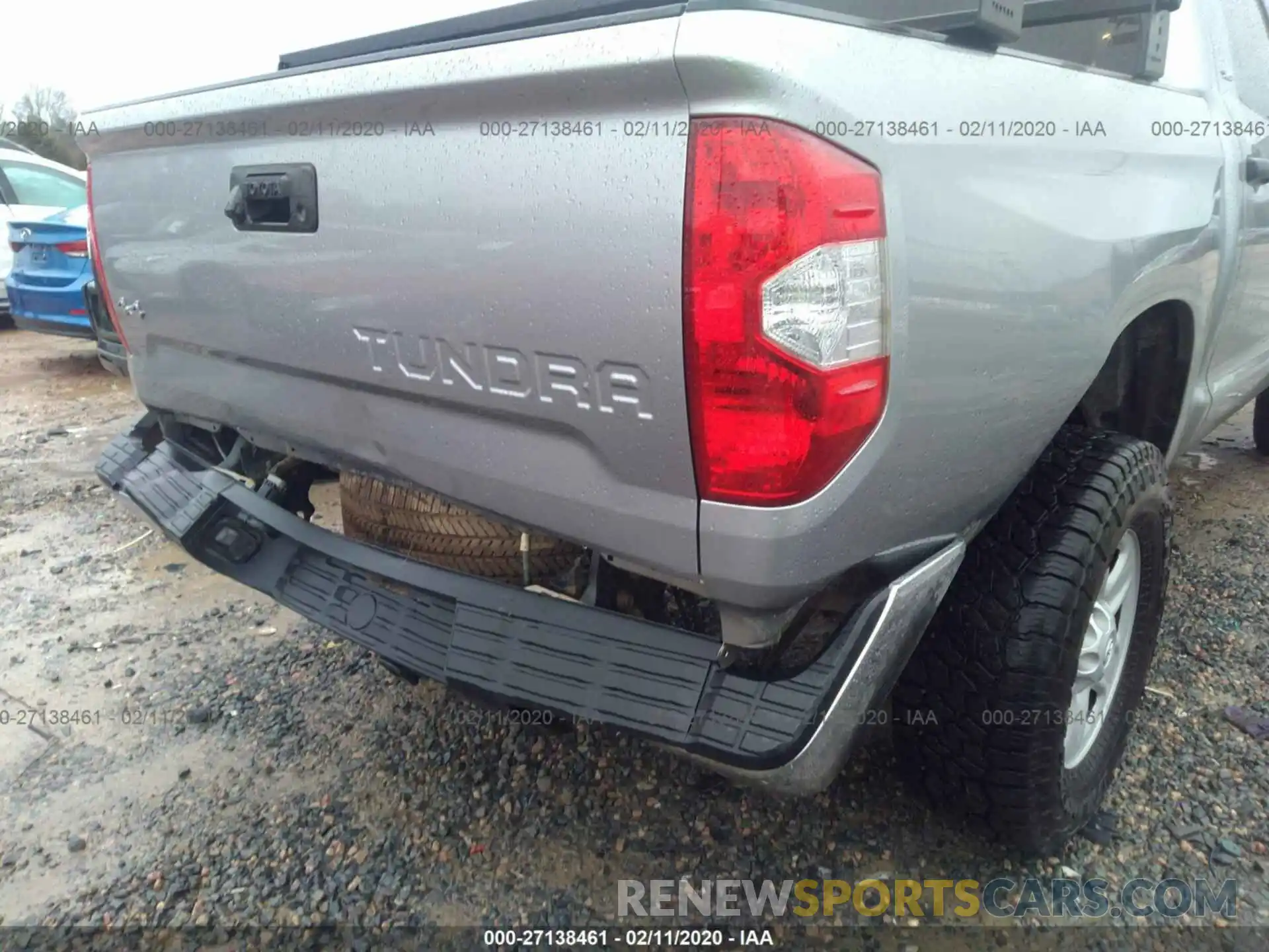 6 Photograph of a damaged car 5TFDM5F17KX081866 TOYOTA TUNDRA 2019