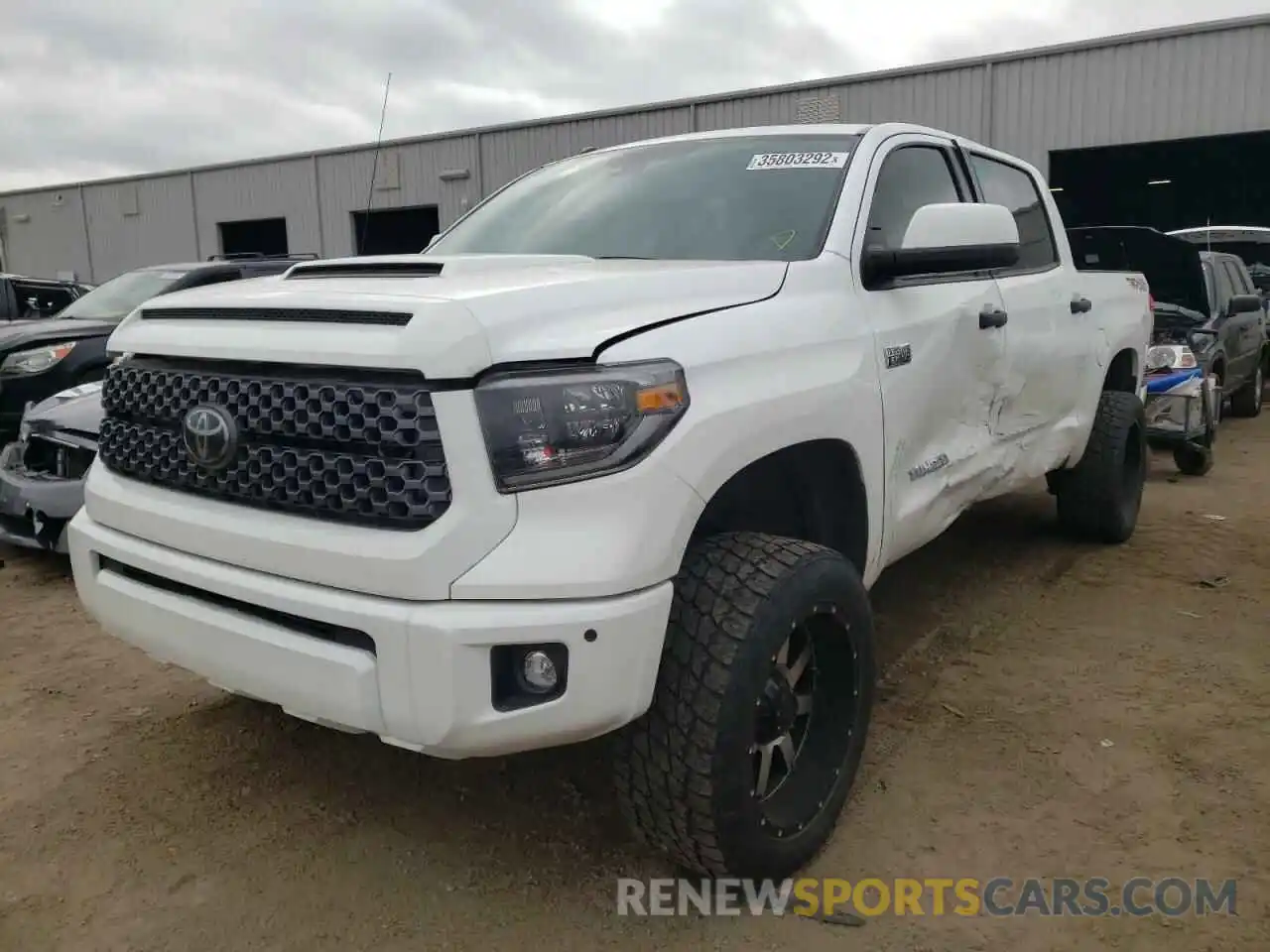 2 Photograph of a damaged car 5TFDW5F10KX784011 TOYOTA TUNDRA 2019