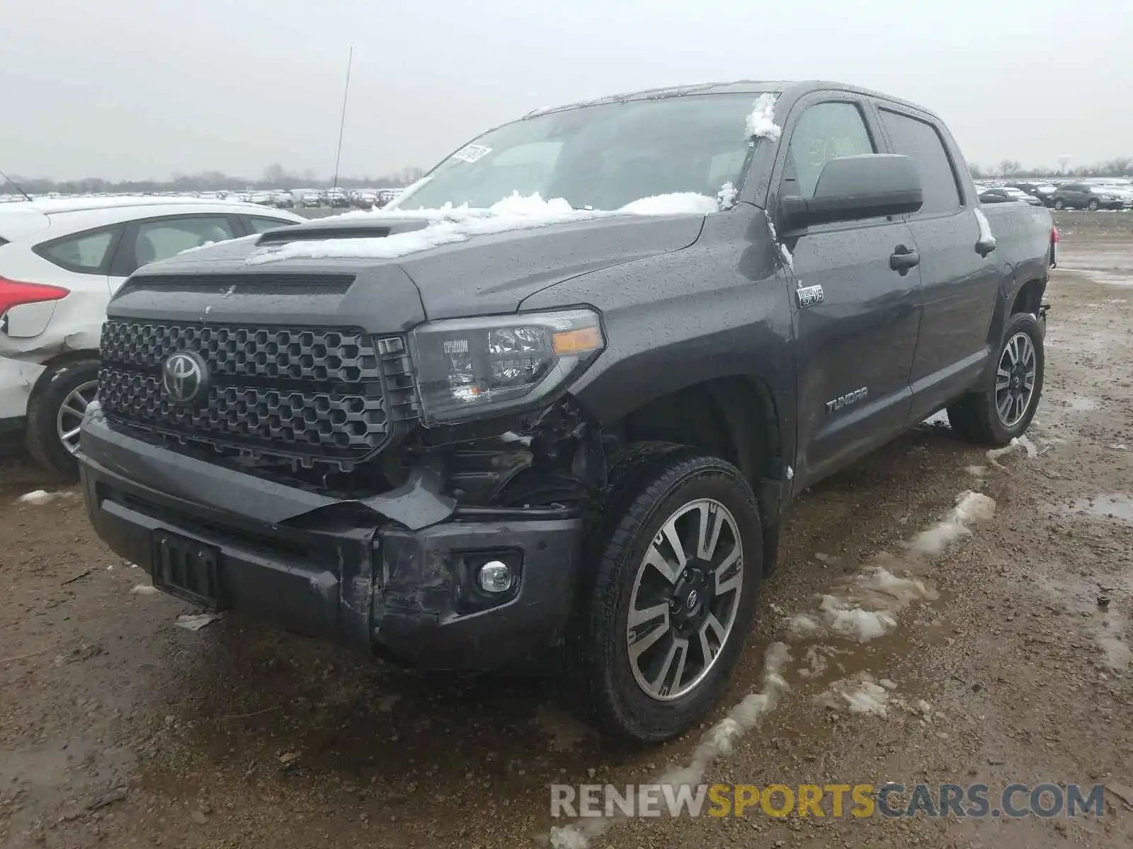 2 Photograph of a damaged car 5TFDW5F10KX788883 TOYOTA TUNDRA 2019