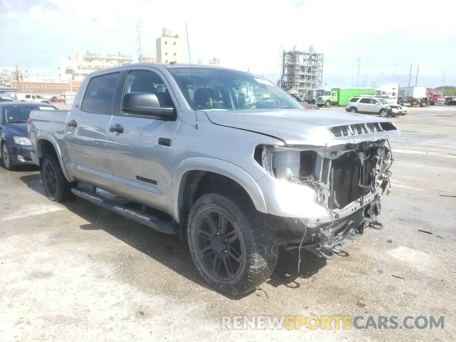 1 Photograph of a damaged car 5TFDW5F10KX788981 TOYOTA TUNDRA 2019