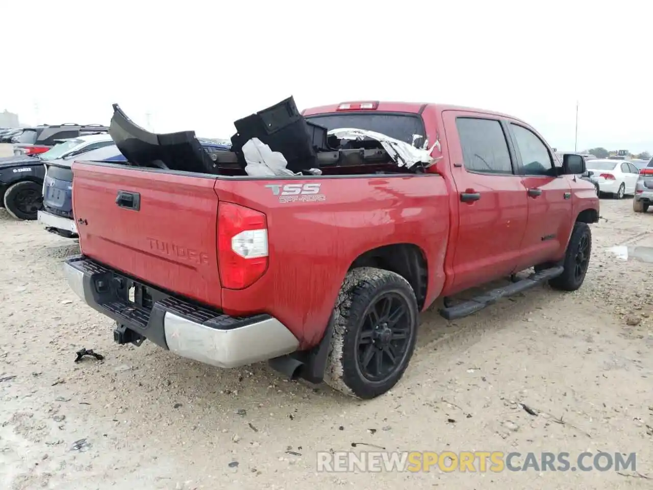 4 Photograph of a damaged car 5TFDW5F10KX792318 TOYOTA TUNDRA 2019