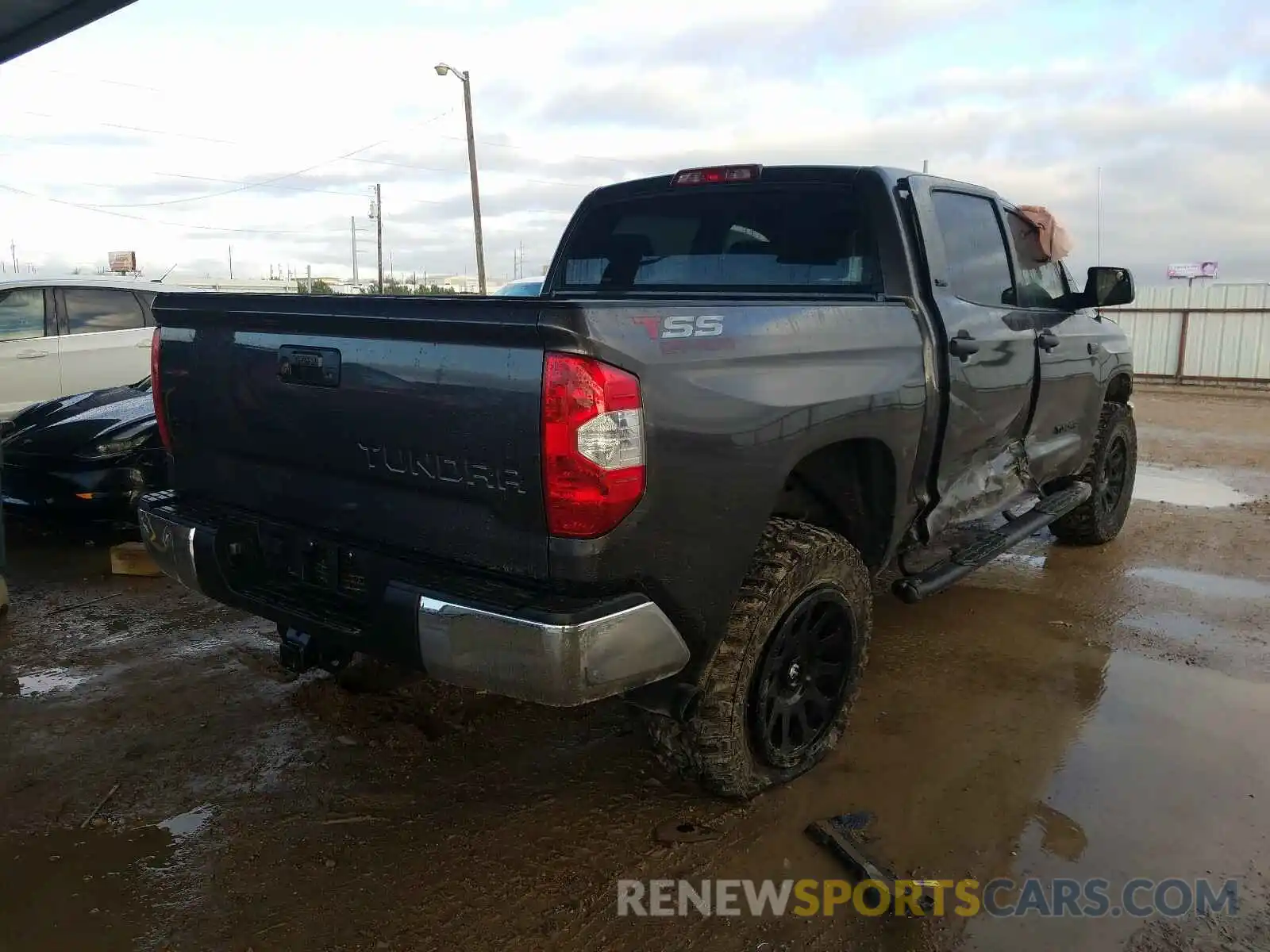 4 Photograph of a damaged car 5TFDW5F10KX817203 TOYOTA TUNDRA 2019